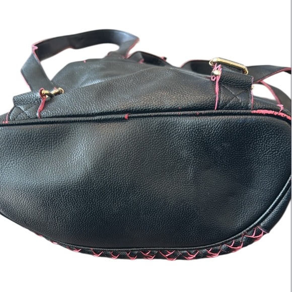 Deux Lux Black & Pink Woven Drawstring Backpack - Picture 13 of 14